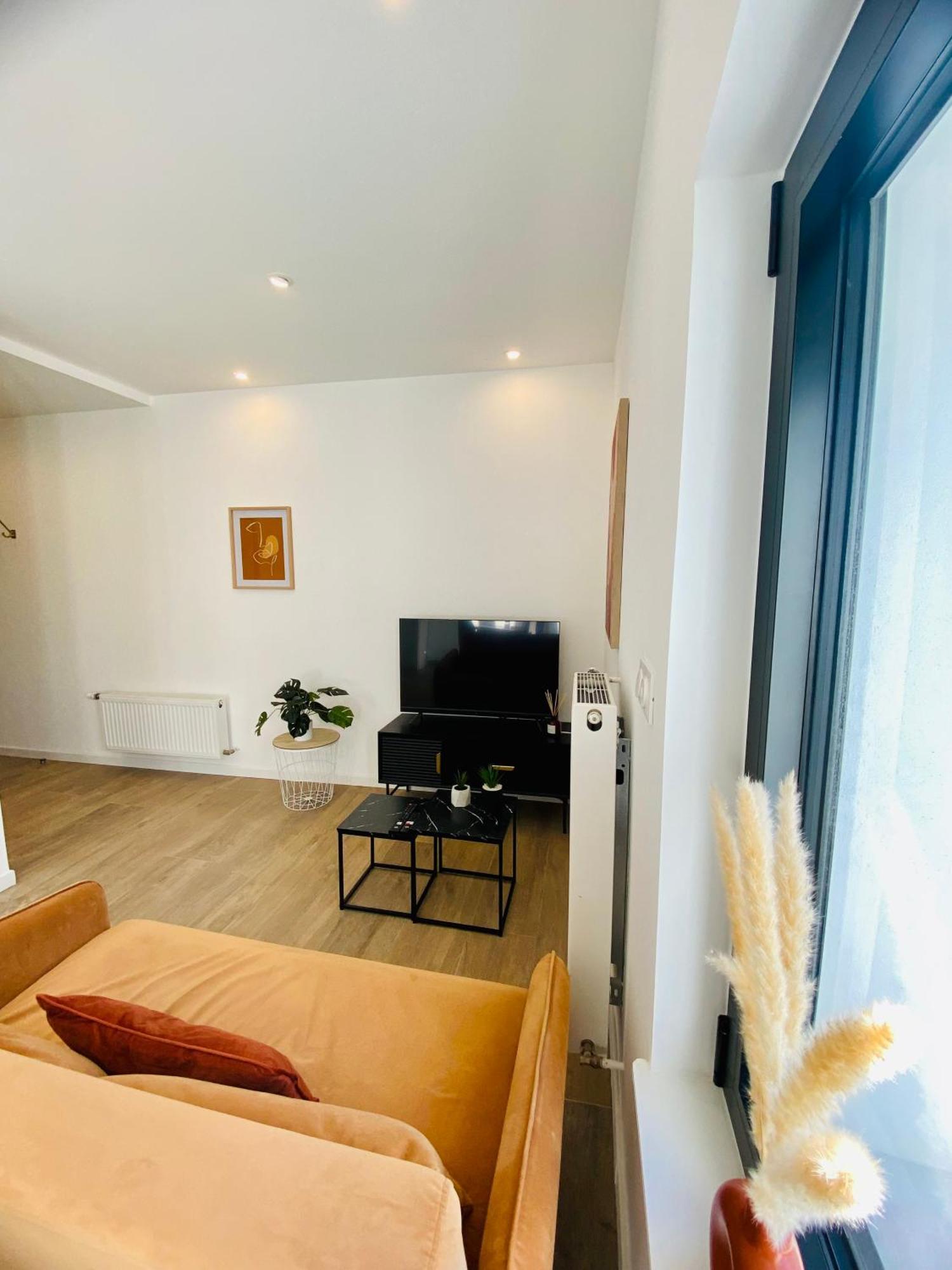 Les Appartements De L'Hippodrome 朗贝萨尔 外观 照片